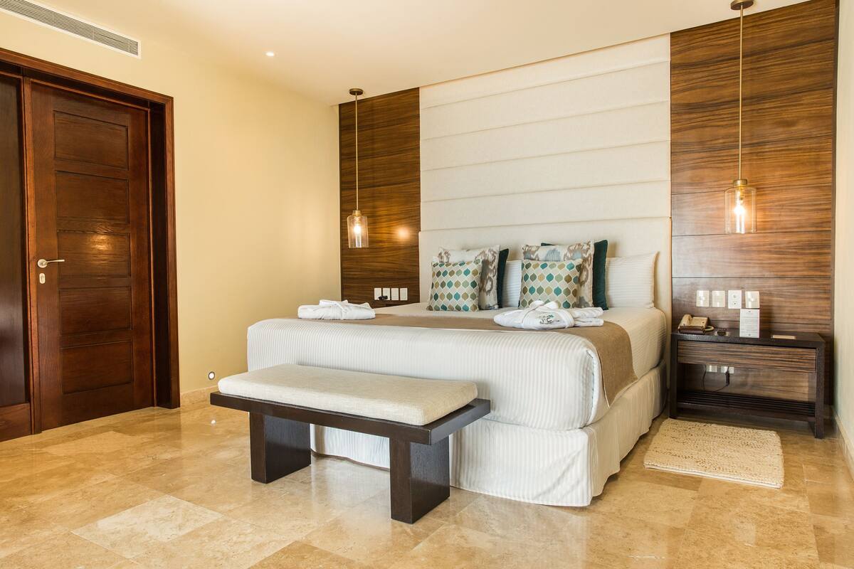 Preferred Club Governor Suite | View from room