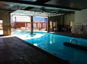 Piscine couverte/extérieure