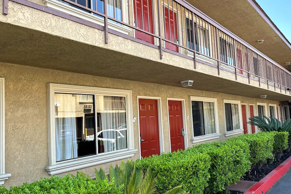 Rivera Inn & Suites Motel Pico Rivera