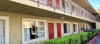 Rivera Inn & Suites Motel Pico Rivera