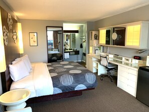 Desk, soundproofing, iron/ironing board, free WiFi