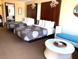 办公桌、隔音、熨斗/熨板、免费 WiFi