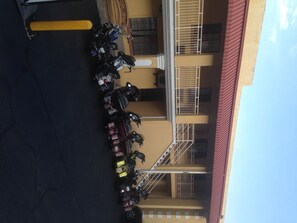Front of property - Vista Inn & Suites Memphis (Memphis)