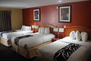 Room - Vista Inn & Suites Memphis (Memphis)