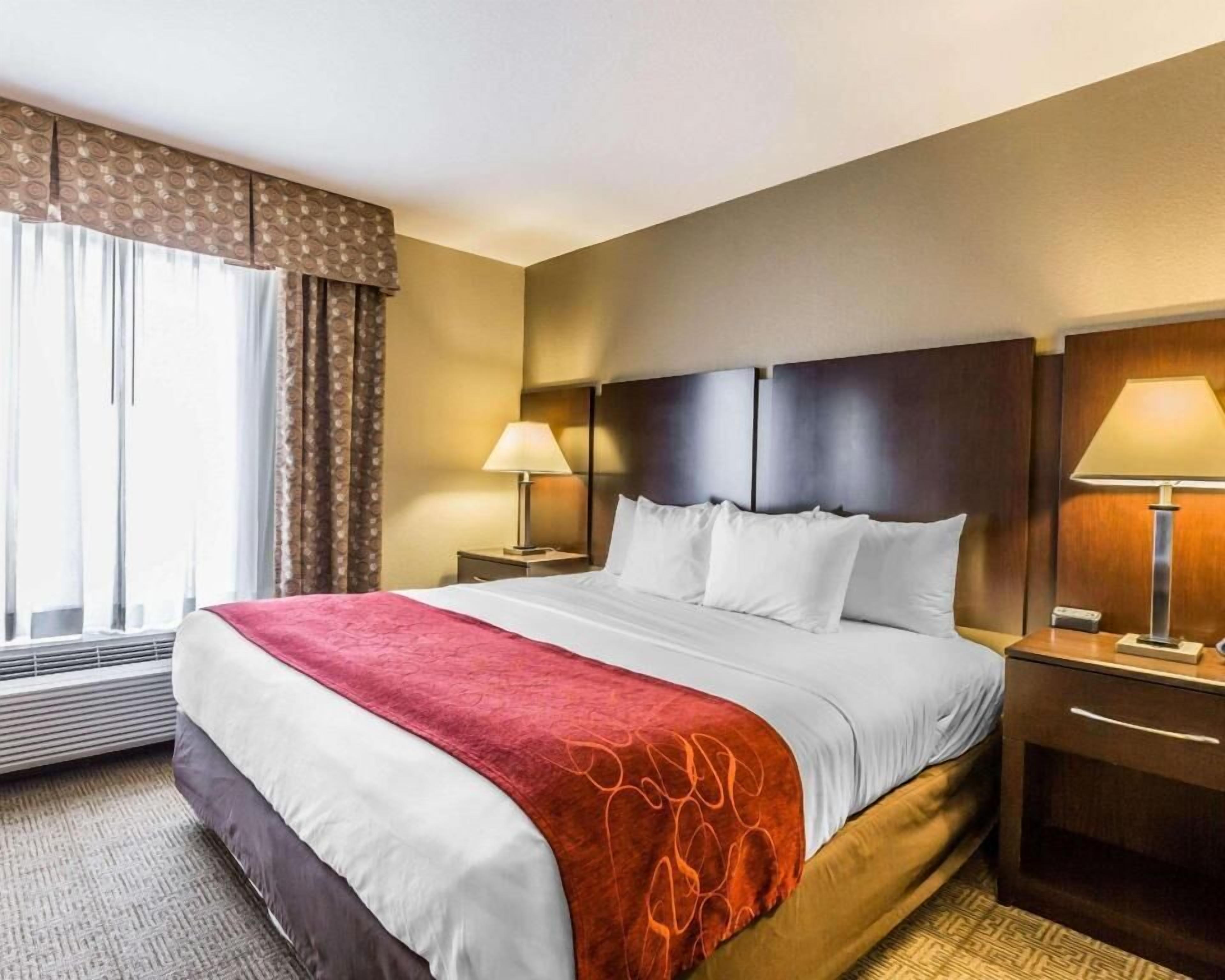 Premium bedding, pillowtop beds, desk, laptop workspace