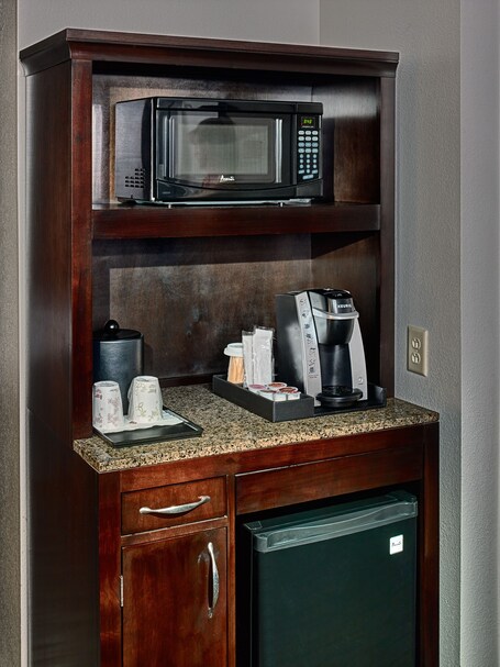 Hilton Garden Inn Gatlinburg - Image 37