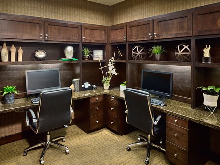 Hilton Garden Inn Gatlinburg - Image 29
