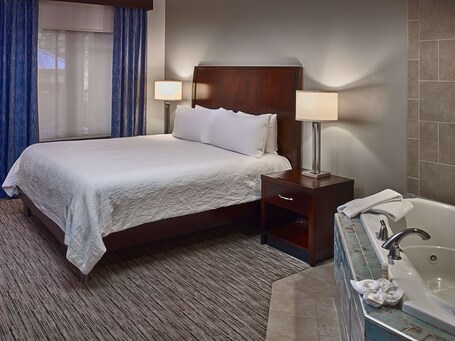 Hilton Garden Inn Gatlinburg - Image 15