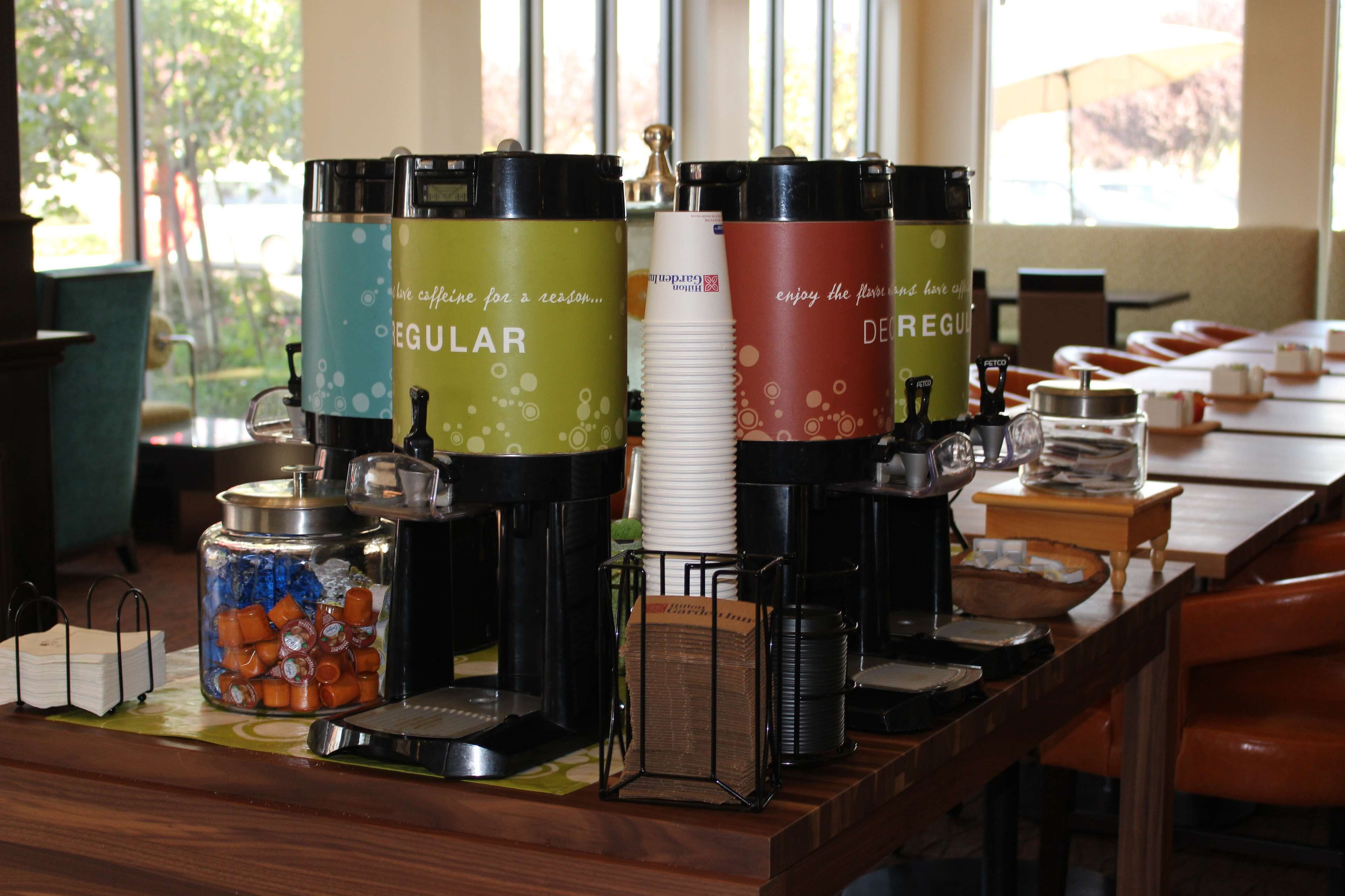 breakfast and dinner served, american cuisine