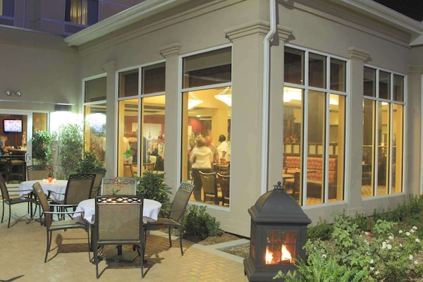 Breakfast and dinner served, American cuisine