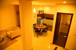 Elite Duplex | Private kitchen | Electric kettle - Royal Orchid Suites (Bengaluru)
