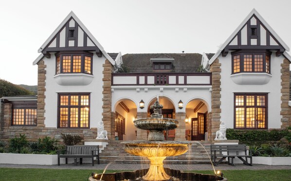 Front of property - St James Guesthouses (Cape Town)