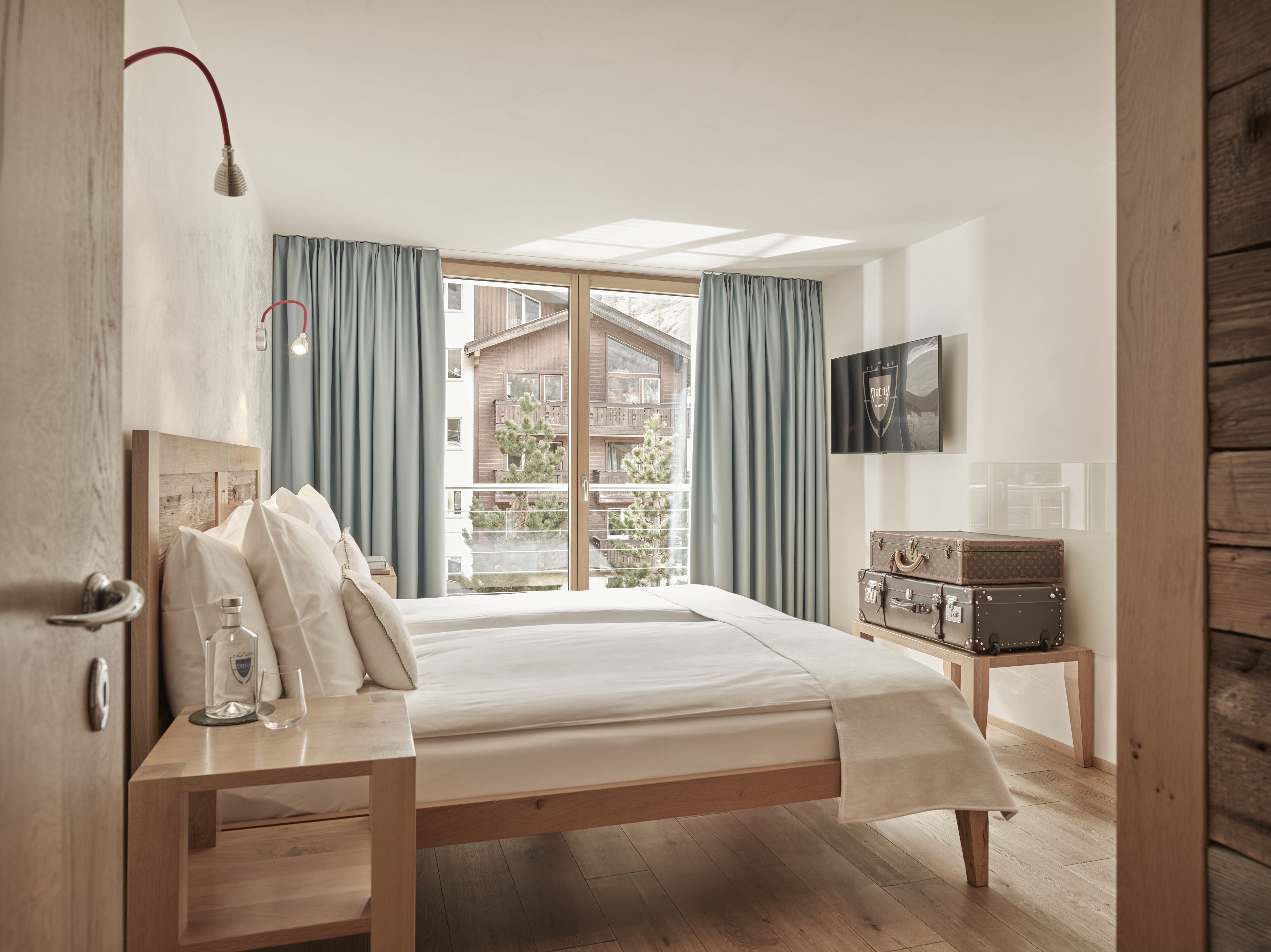 deluxe suite | 4 bedrooms, hypo-allergenic bedding, tempur-pedic beds, minibar