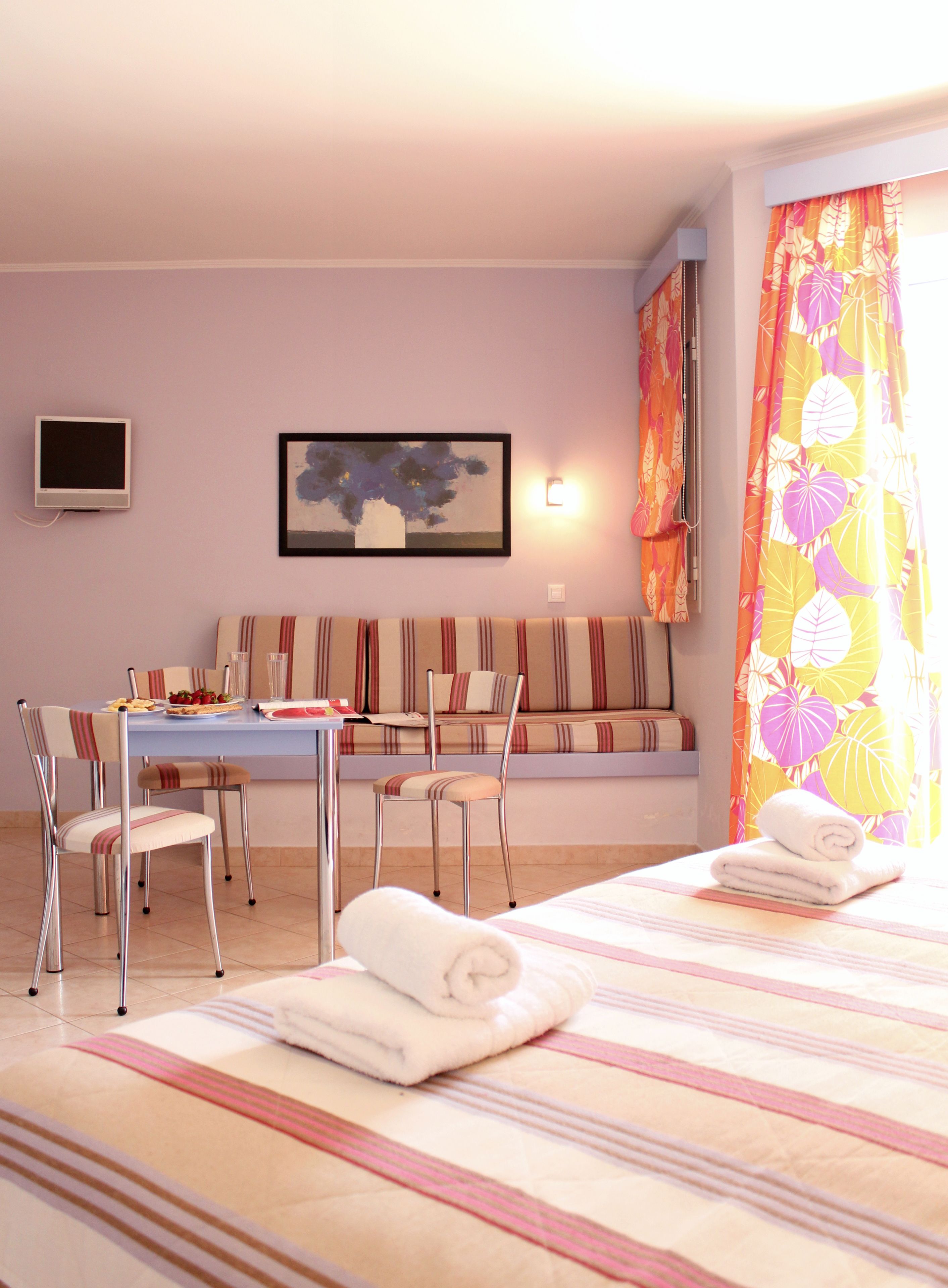 superior double room, ground floor | 1 bedroom, premium bedding, in-room safe, soundproofing