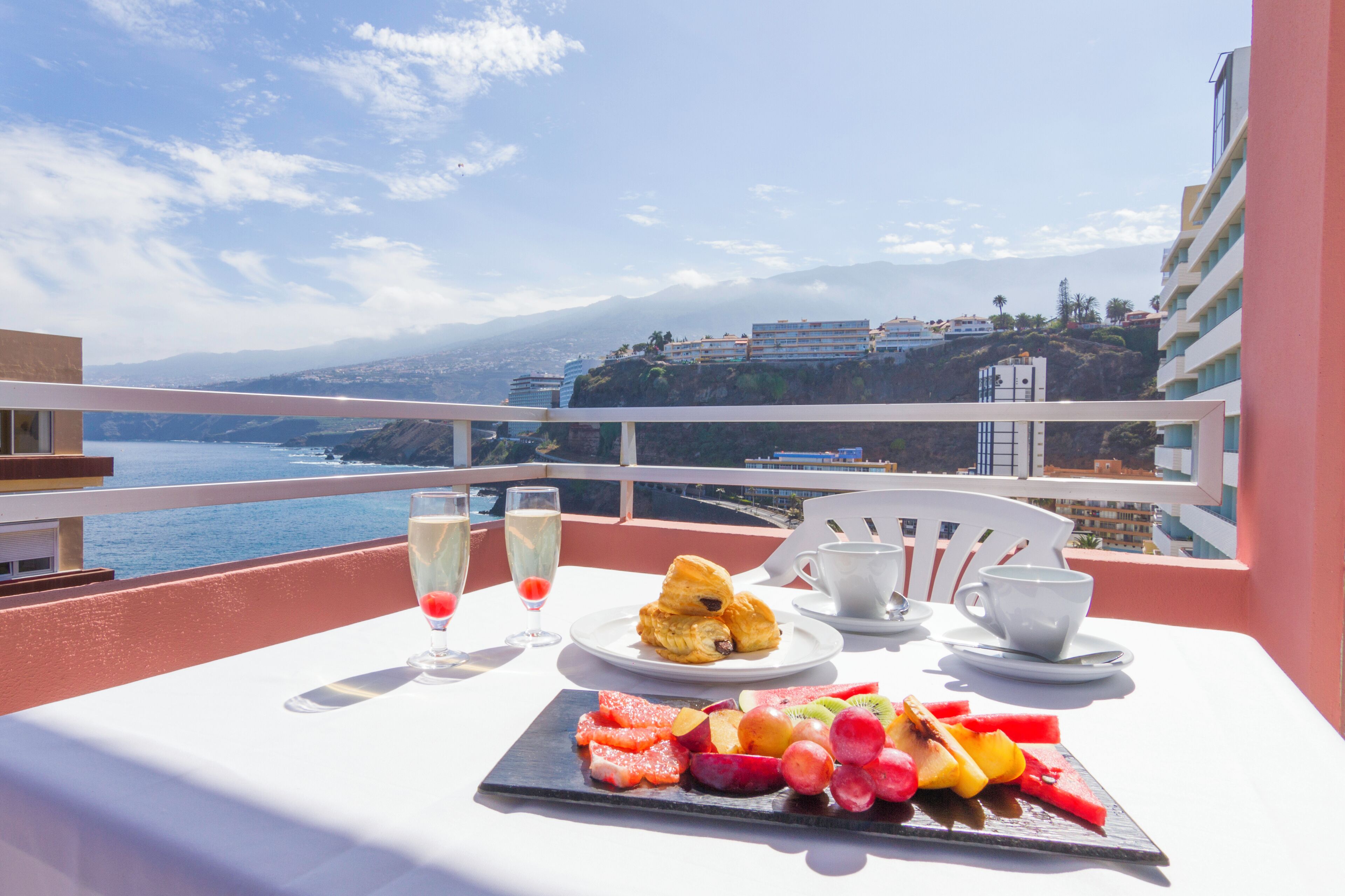 방음 설비, 다리미/다리미판, 무료 WiFi, 침대 시트