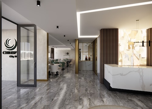 Chrispy City Living ex Nefeli