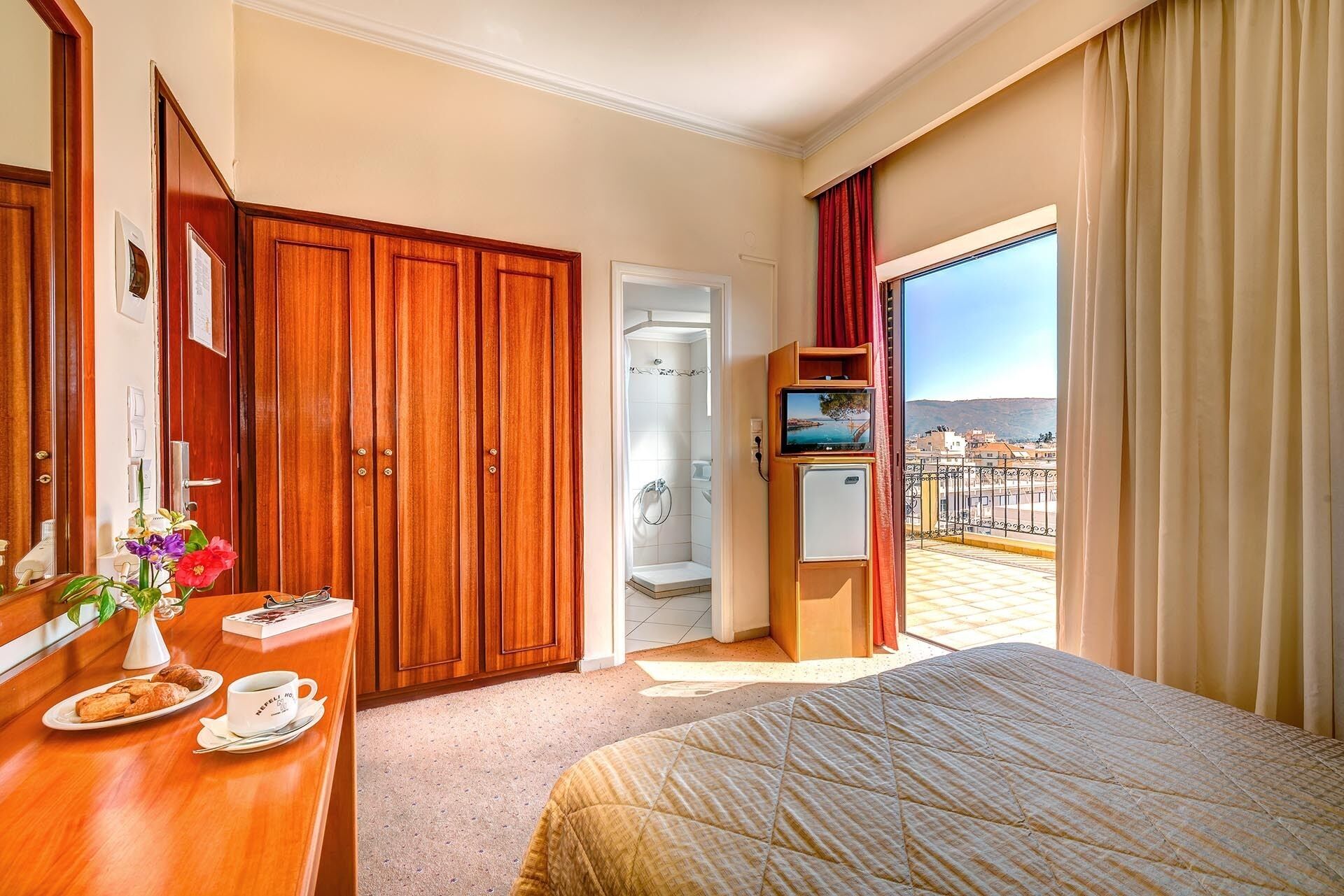 In-room safe, desk, soundproofing, iron/ironing board