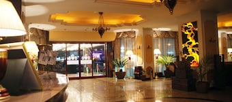 Prahova Plaza Hotel