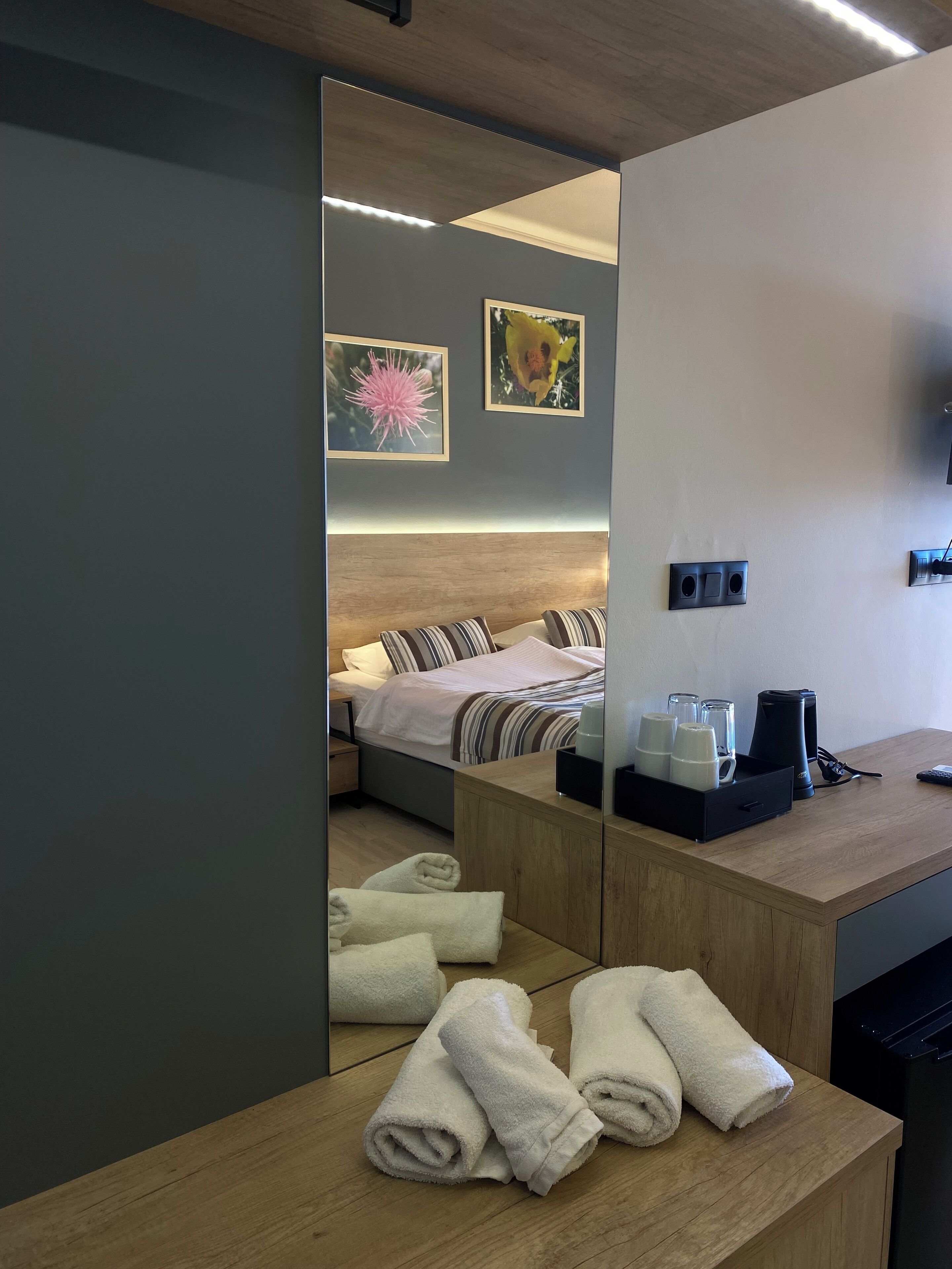 Double Room, Sea View | Premium bedding, pillowtop beds, in-room safe, desk