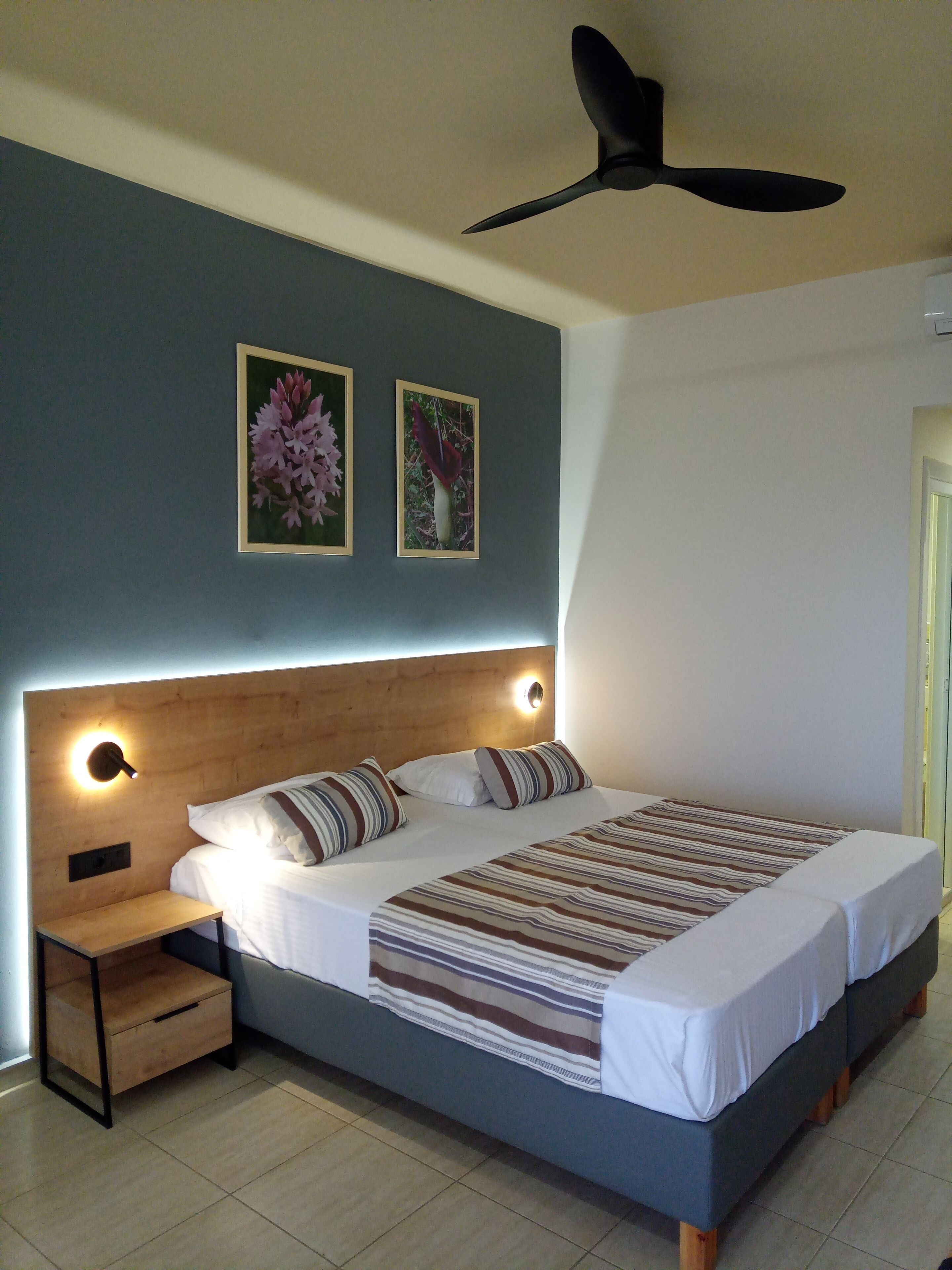 Photo - Horizon Beach Hotel