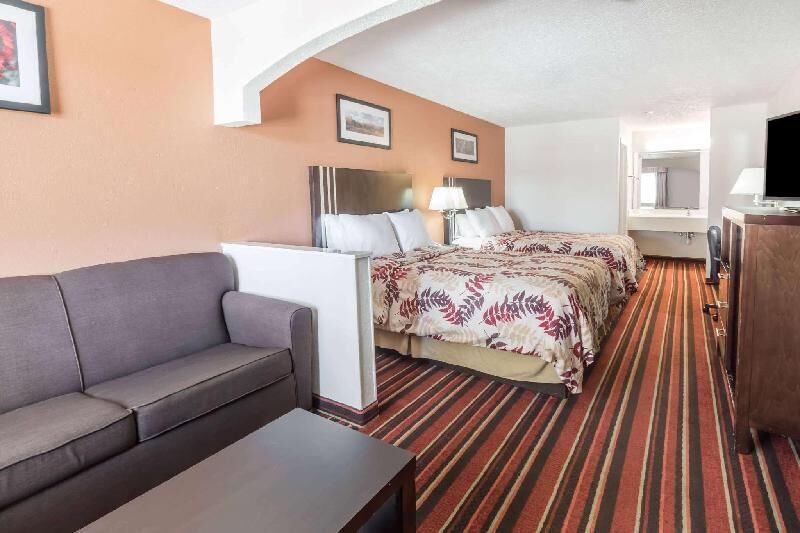 Iron/ironing board, rollaway beds, free WiFi, bed sheets