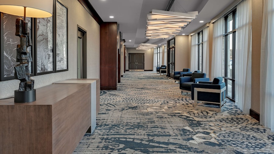 DoubleTree by Hilton Denver International Airport