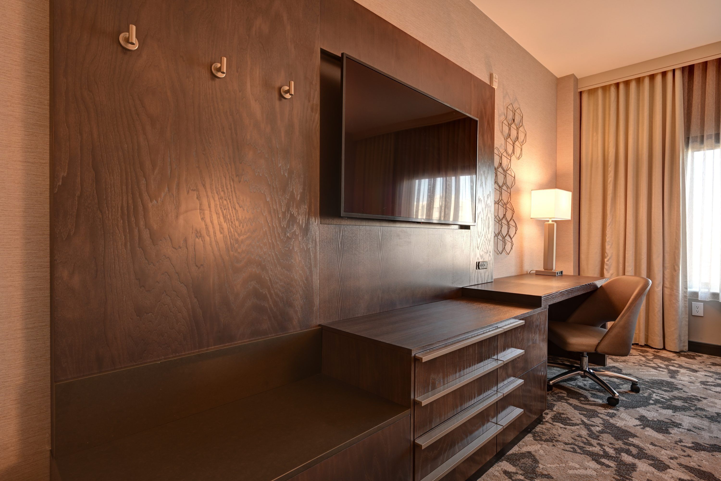 1 bedroom, premium bedding, in-room safe, desk