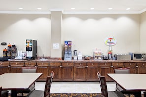 Desayuno continental incluido todos los días