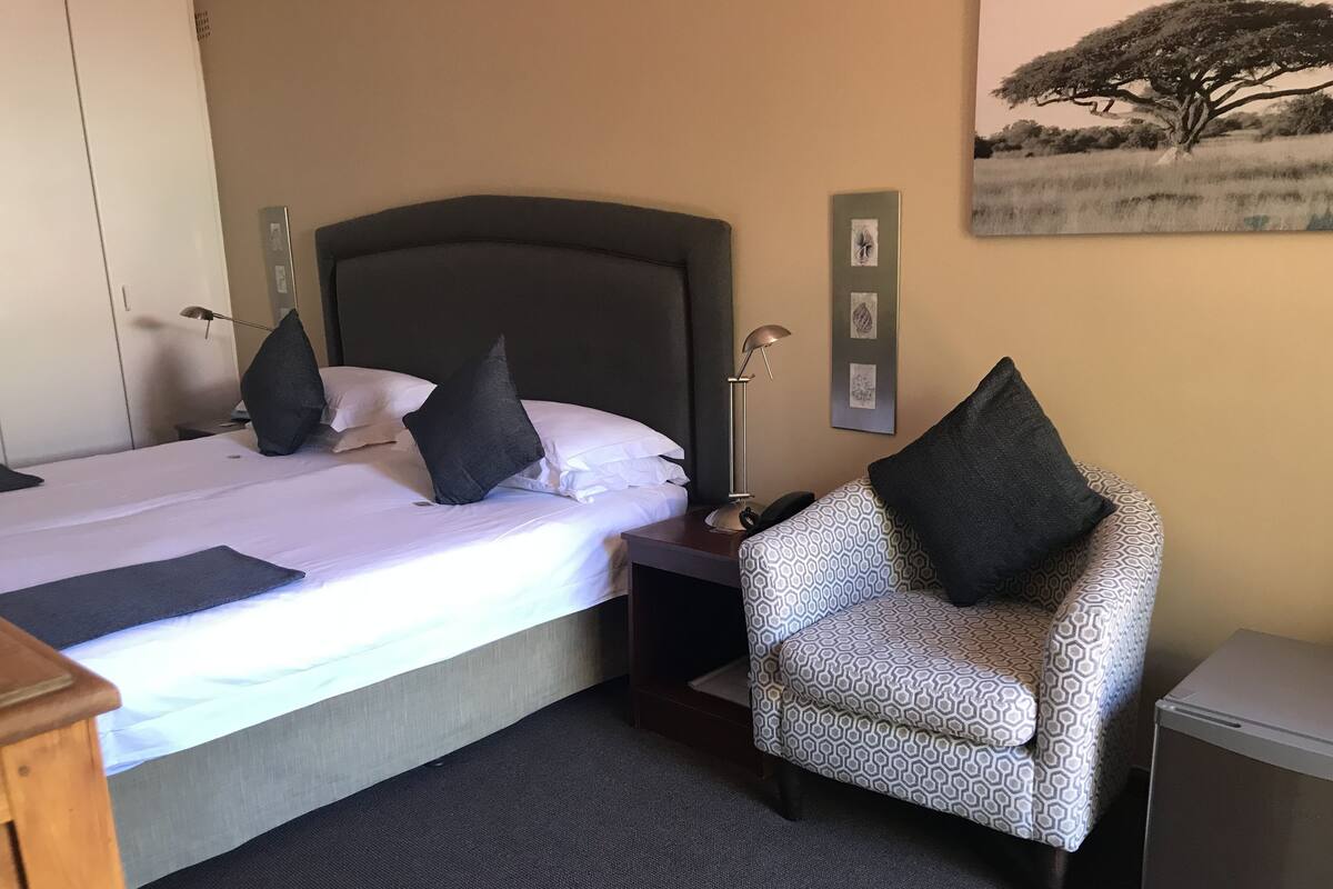 Lions Head Twin Room | 9 bedrooms, Egyptian cotton sheets, premium bedding, Select Comfort beds