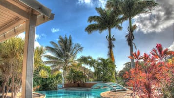 Outdoor pool, an infinity pool