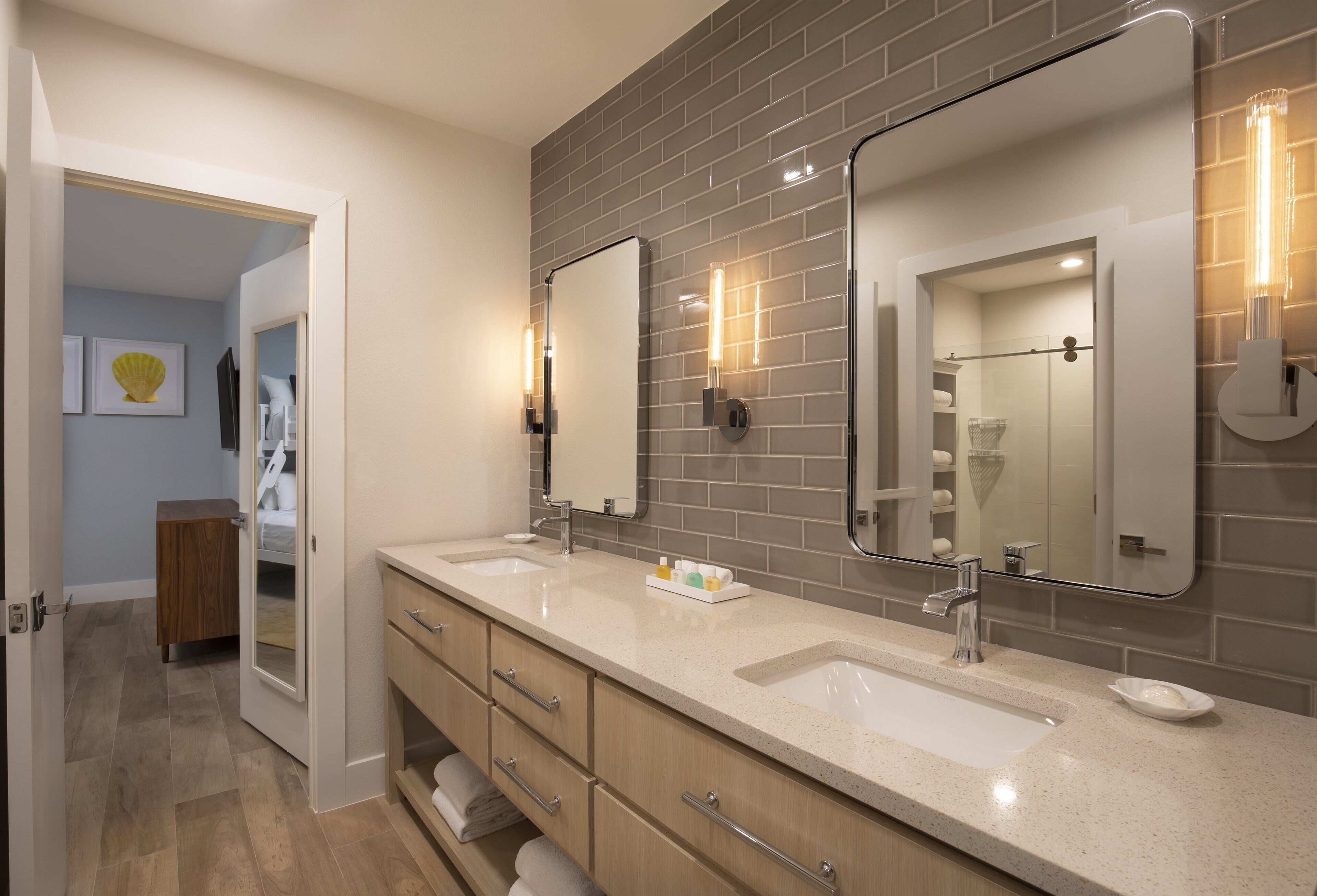 superior room, multiple beds, ocean view (marbella) | bathroom | combined shower/bathtub, designer toiletries, hair dryer, towels