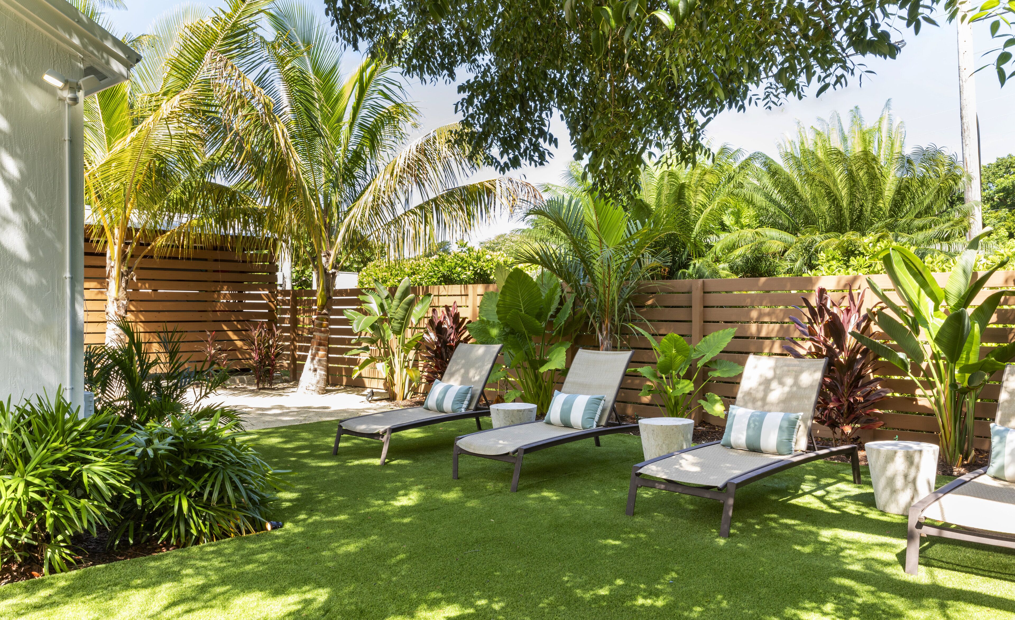 Egyptian cotton sheets, premium bedding, pillow-top beds, in-room safe