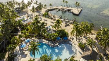 Outdoor pool, sun loungers