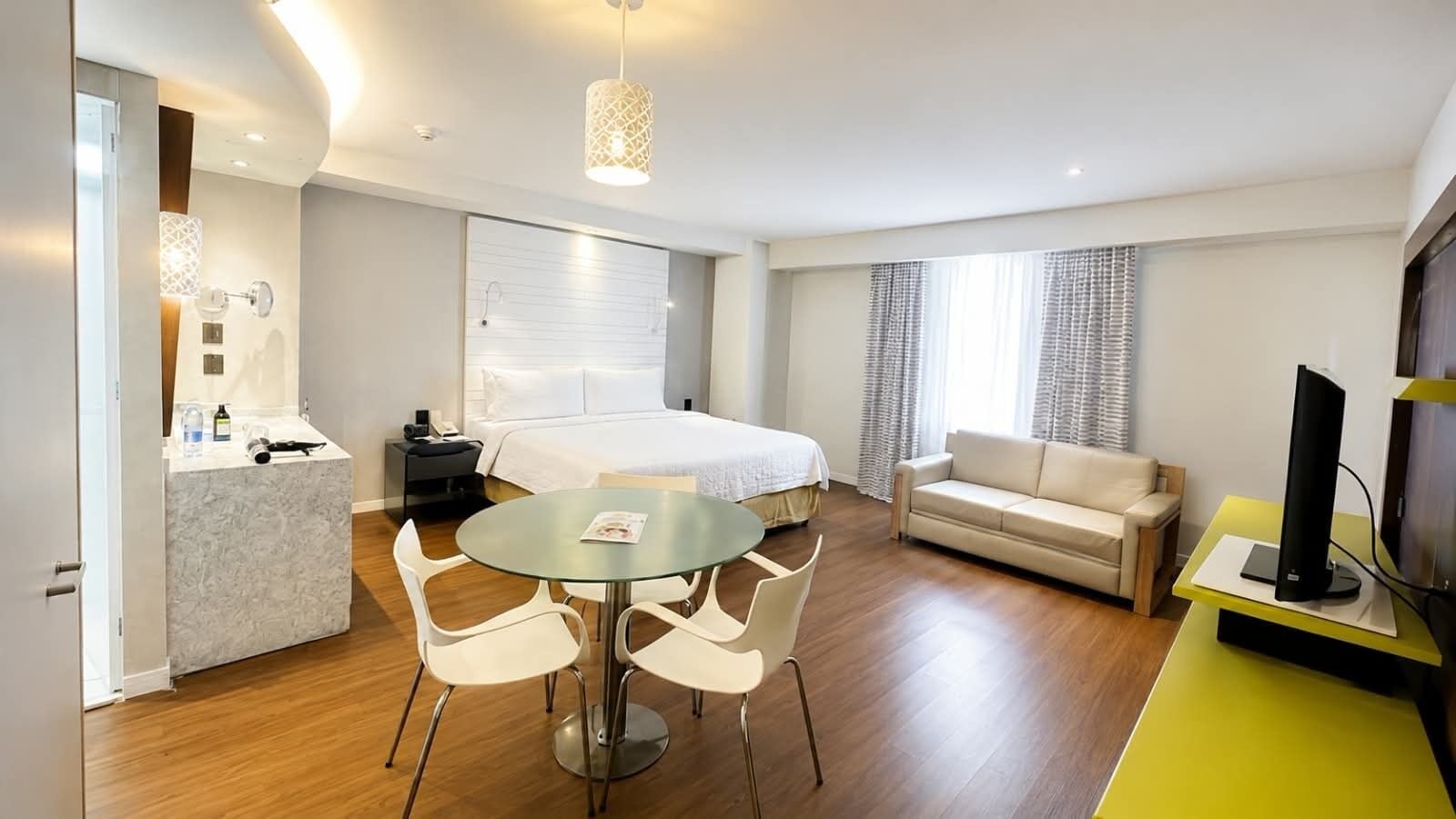 Photo - BelAir Business a Wyndham Garden Hotel