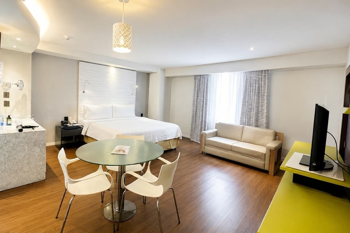 Suite, 1 très grand lit, non-fumeur