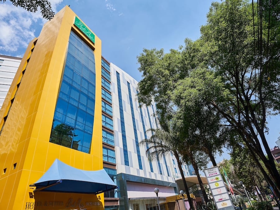 Fachada da propriedade