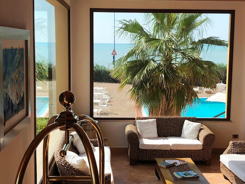 Antica Perla Residence Hotel