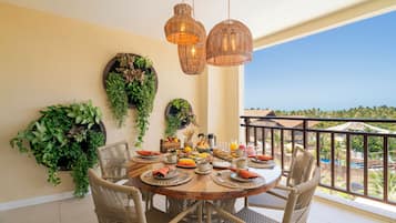 Suíte Master Ceará | Frigobar, cofres nos quartos, escrivaninha, cortinas blackout