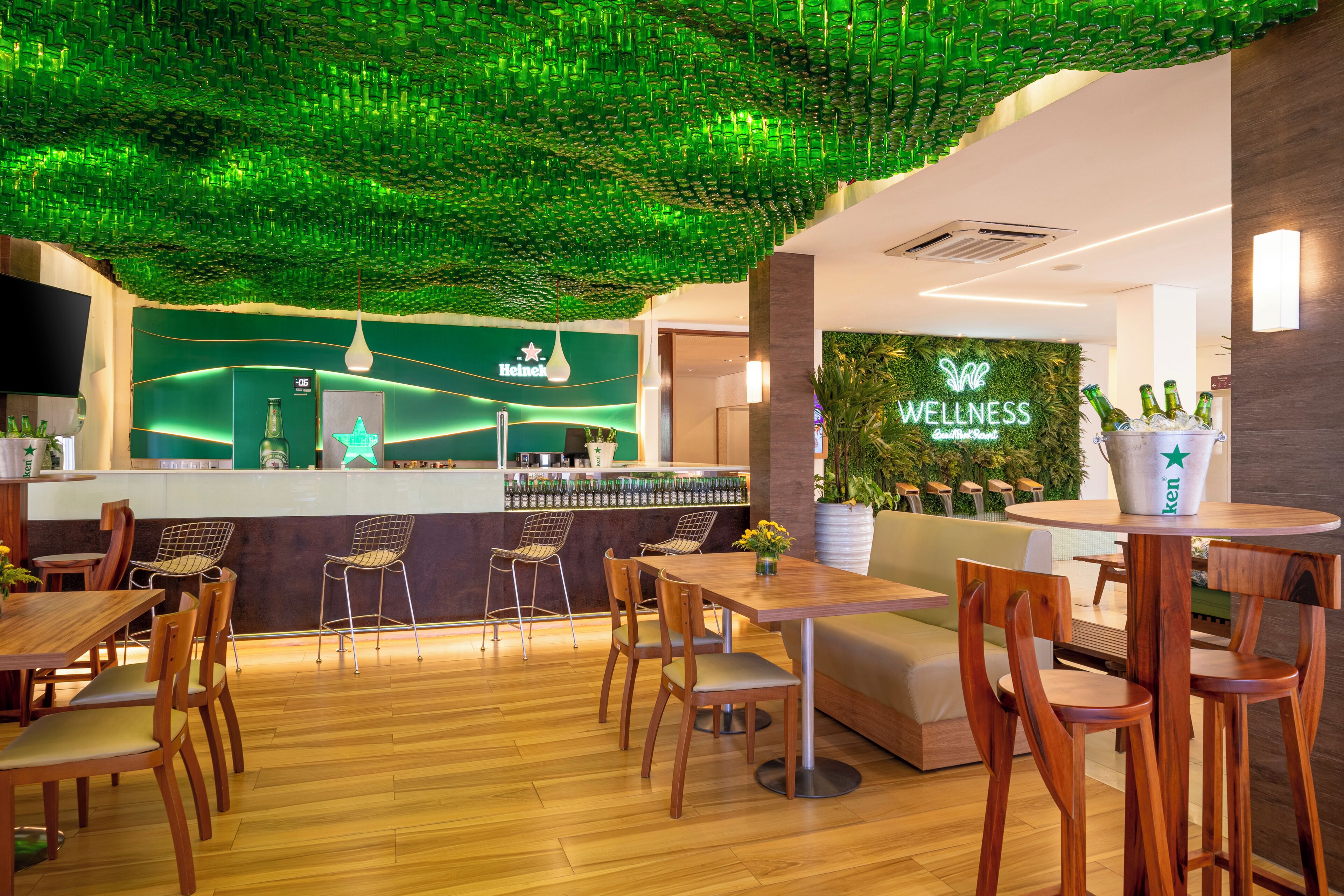 Bar (en la propiedad)