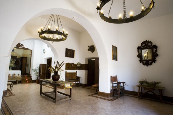 Sala de estar en el lobby