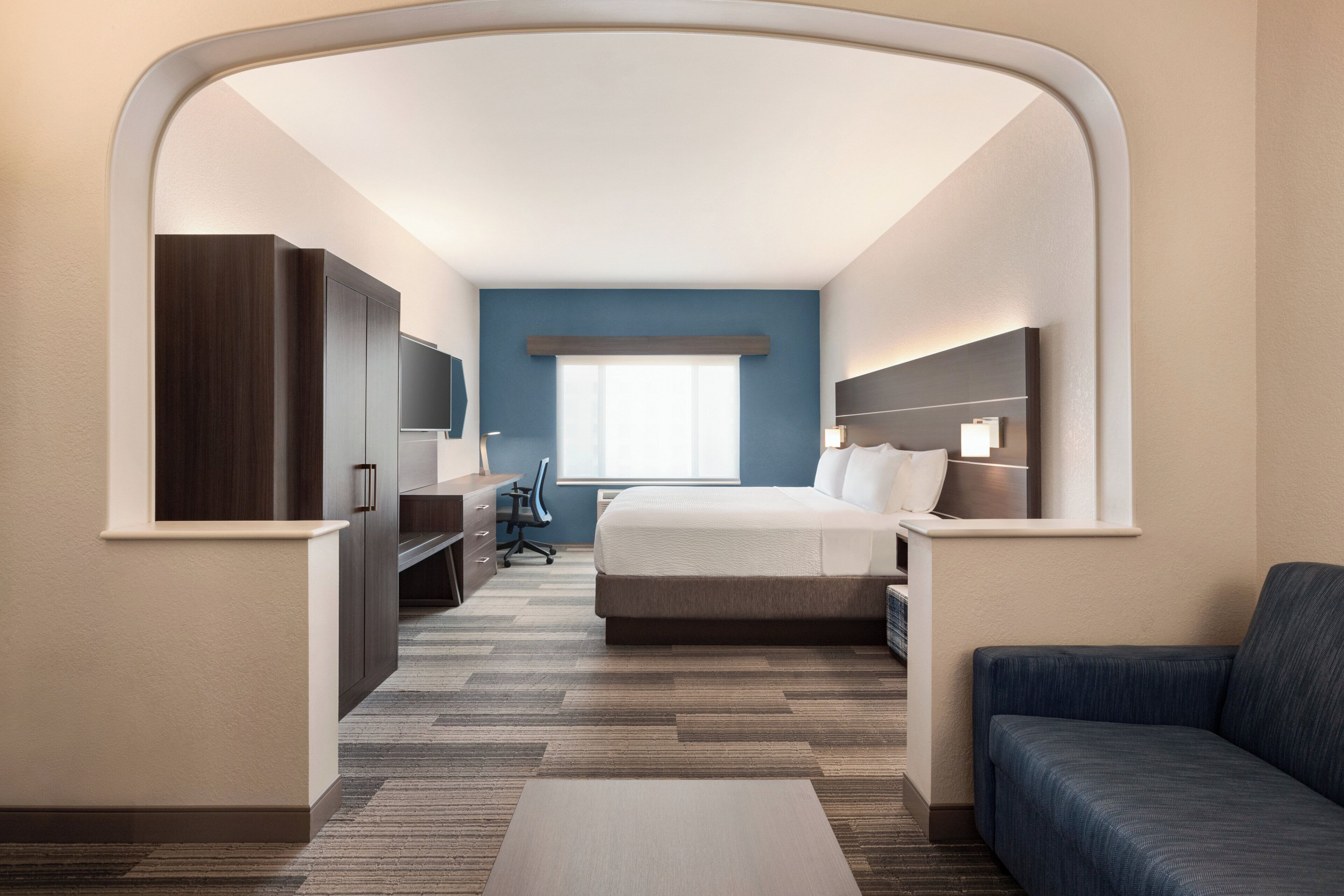 Photo - Holiday Inn Express Hotel & Suites Denver Airport by IHG