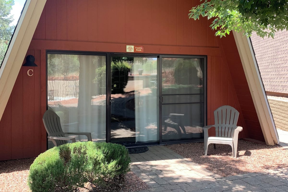 Chalet, Multiple Bedrooms, Kitchen | 1 bedroom, hypo-allergenic bedding, down duvets, blackout curtains