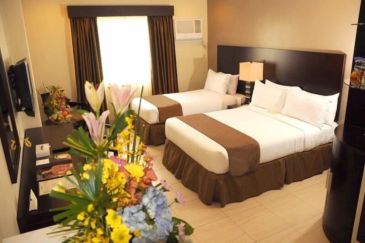Deluxe Suite