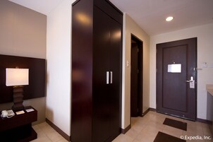 Premium bedding, down comforters, desk, blackout drapes