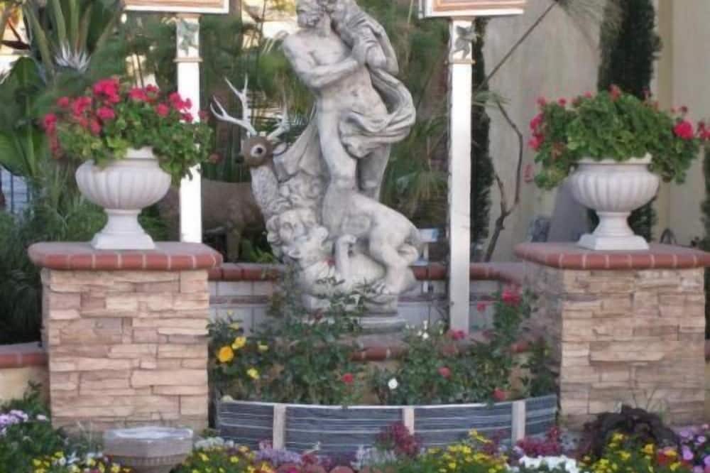 Palace Inn Oxnard