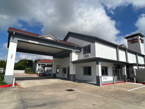 Fachada de la propiedad