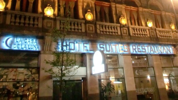 Unclassified image, 1 of 13, button - Hotel La Casa de la Luna (Mexico City)