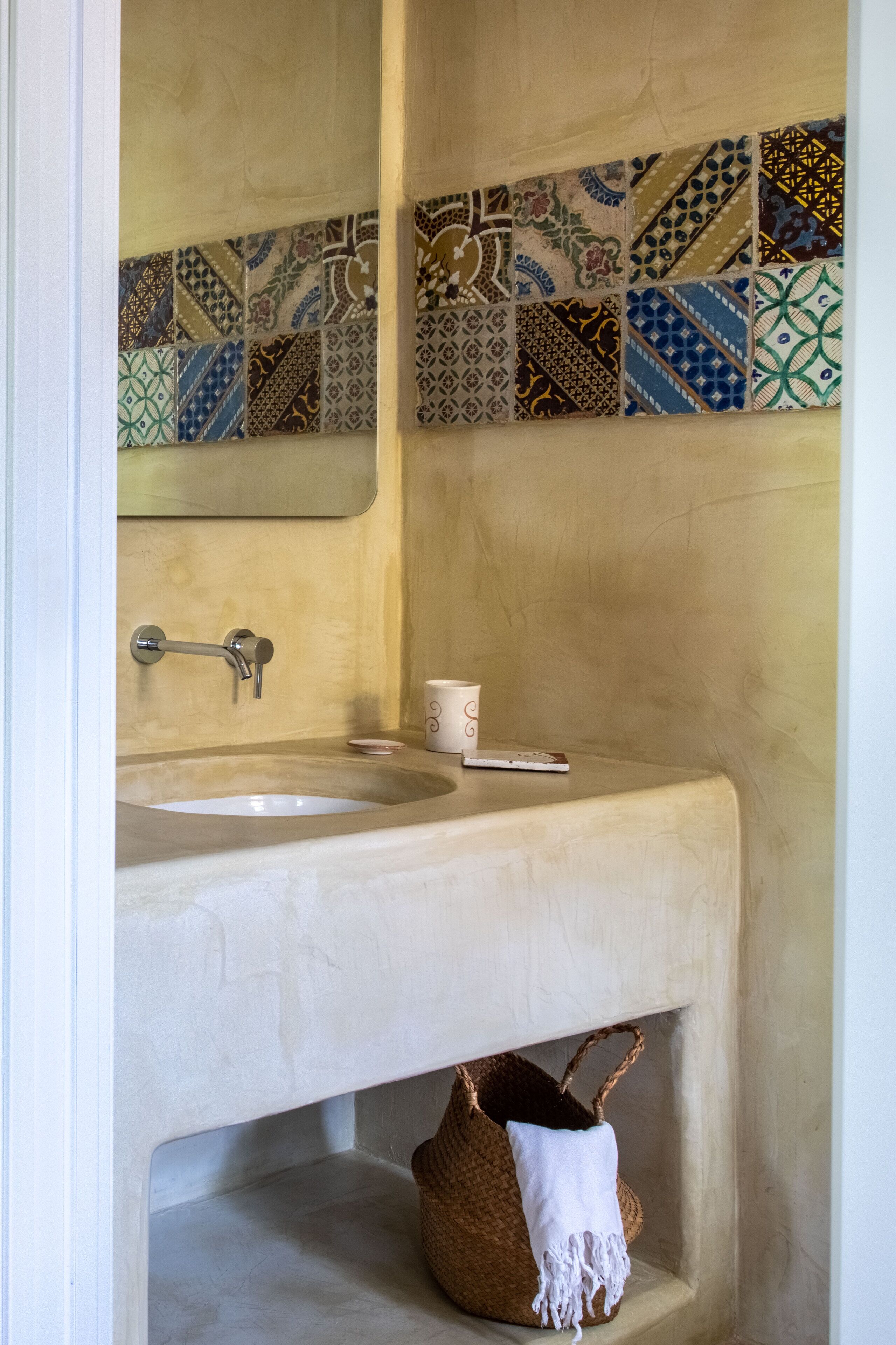 standard double room (garden view terrace) | bathroom | shower, free toiletries, hair dryer, bidet