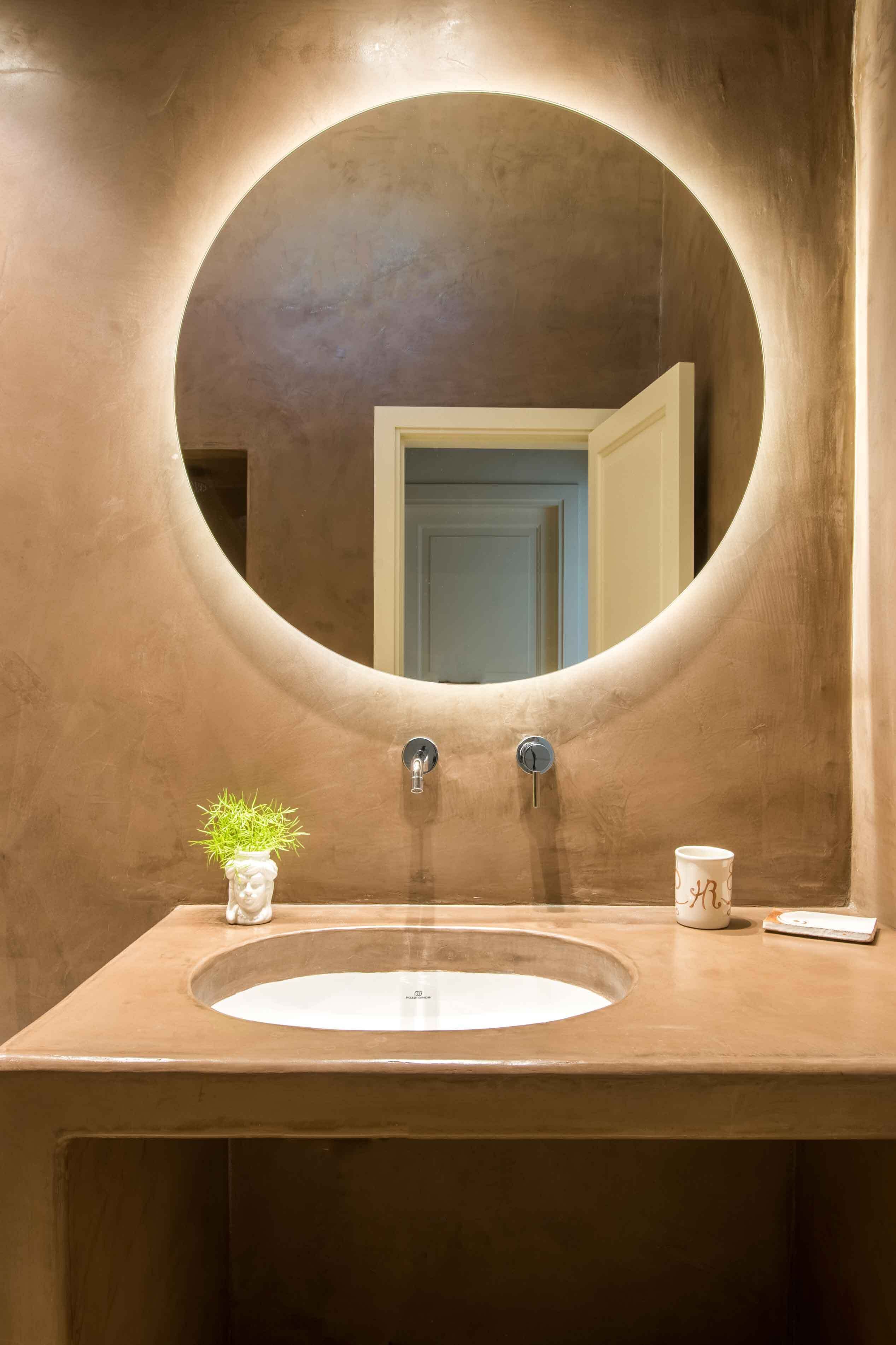 comfort condo (dependance 5 minutes walk from hotel) | bathroom | shower, free toiletries, hair dryer, bidet