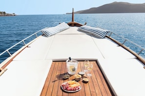 Boating - Hotel Ravesi (Malfa)